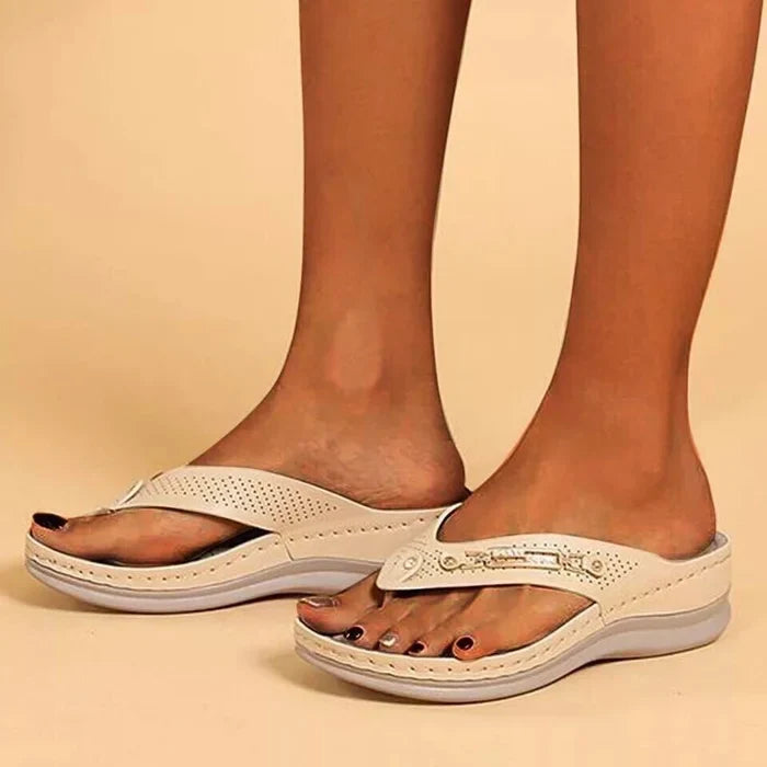 Alice Leroy | Alice Leroy Soft Padded Flip Flops Beige Sandals