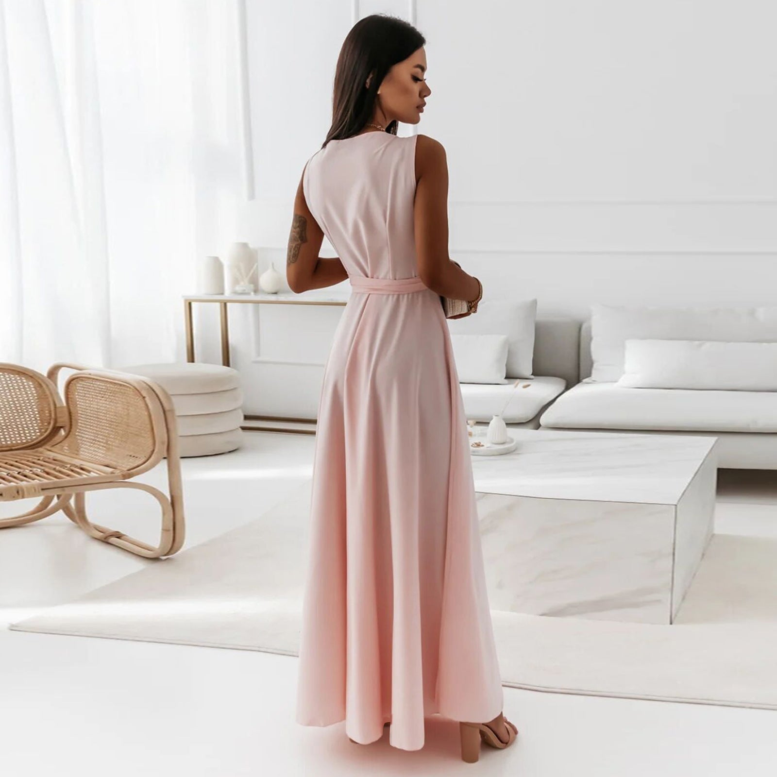 Women's V-Neck Sleeveless Belted Maxi Dress Dress