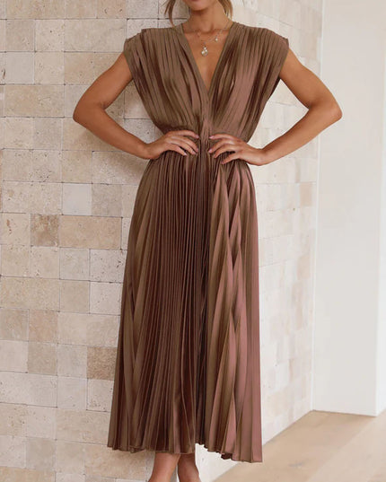Summer V-Neck Pleated Sleeveless Dress – Casual Loose Fit with Zipper Closure Brown Dress