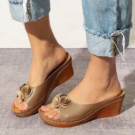Lila™ - Orthopedic Flower Strap Leather Sandals Khaki