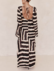 Flattering V-Neckline Unique Printed V Tie Ring Maxi Dress Dresses