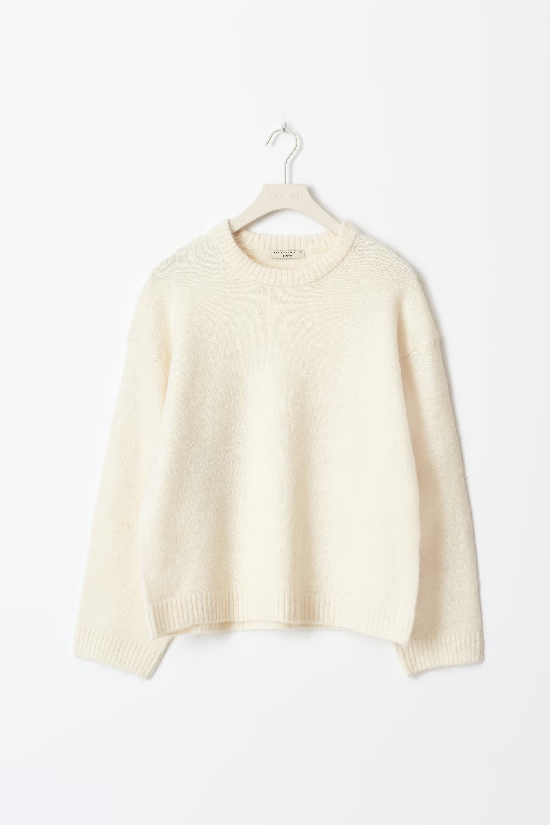 Oversized Chic Pullovers For Women | Timeless Crème Women's Sweater