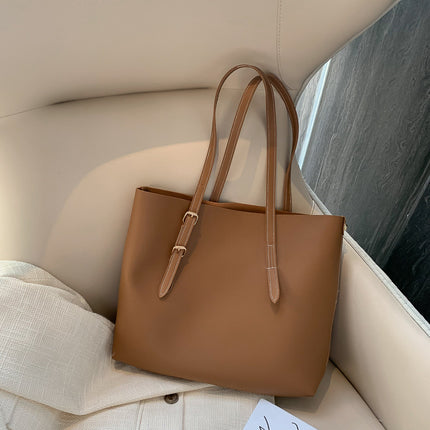 Chic & Spacious Women's Tote Bag Light Brown Tote Bags