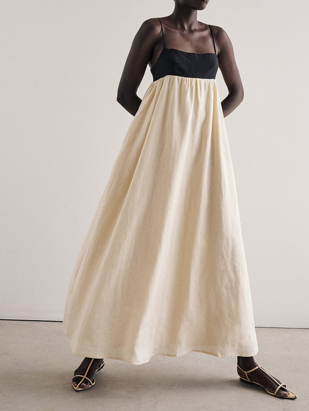 Black And White Loose Suspender Patchwork Maxi Dress Dresses