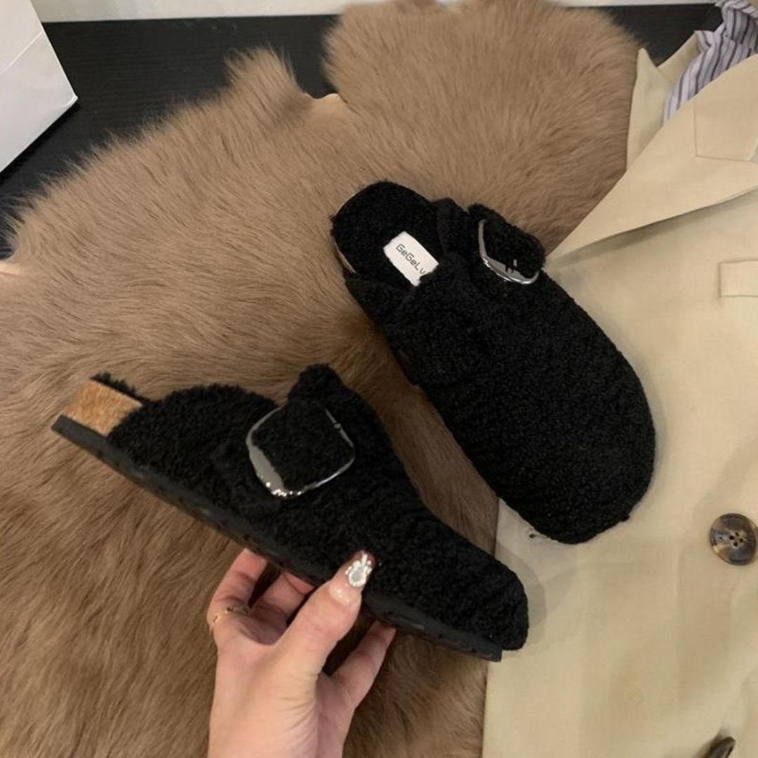 Women's Ultra-Soft Indoor Slippers Black Slippers