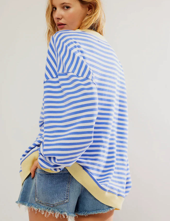 Amaya™ | Oversized Stripes Sweater Blue & White Stripes Sweater