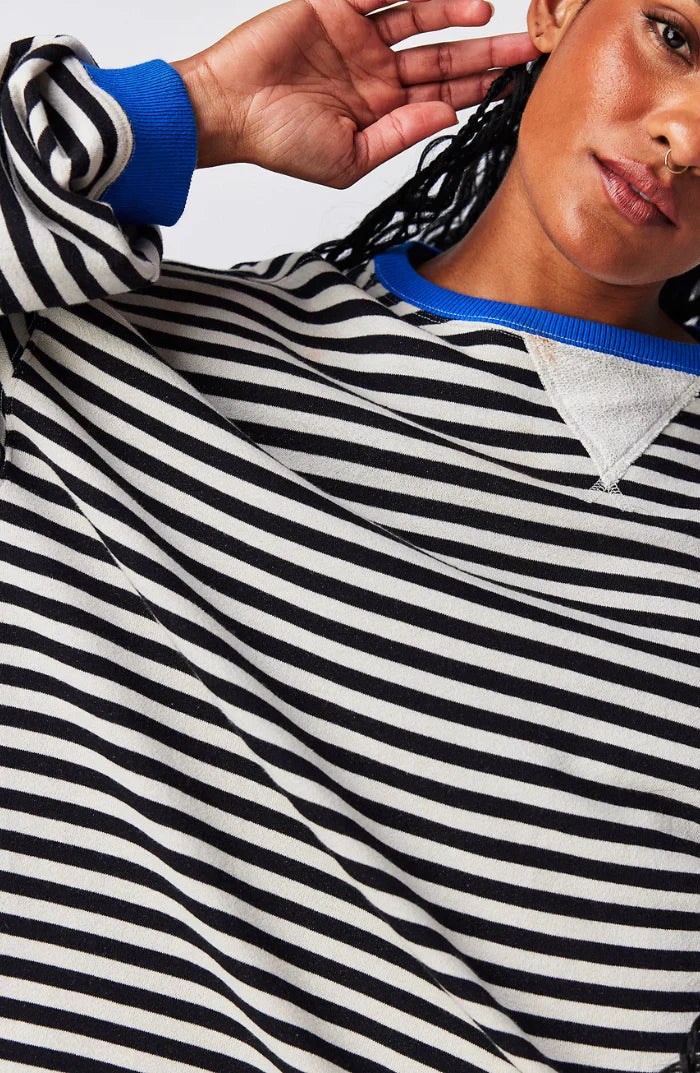 Amaya™ | Oversized Stripes Sweater Sweater