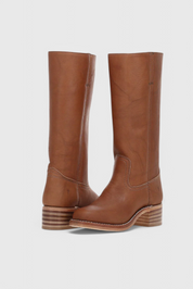 Grace Modern Classic Leather Boots – All-Season Comfort & Style Brown Boots