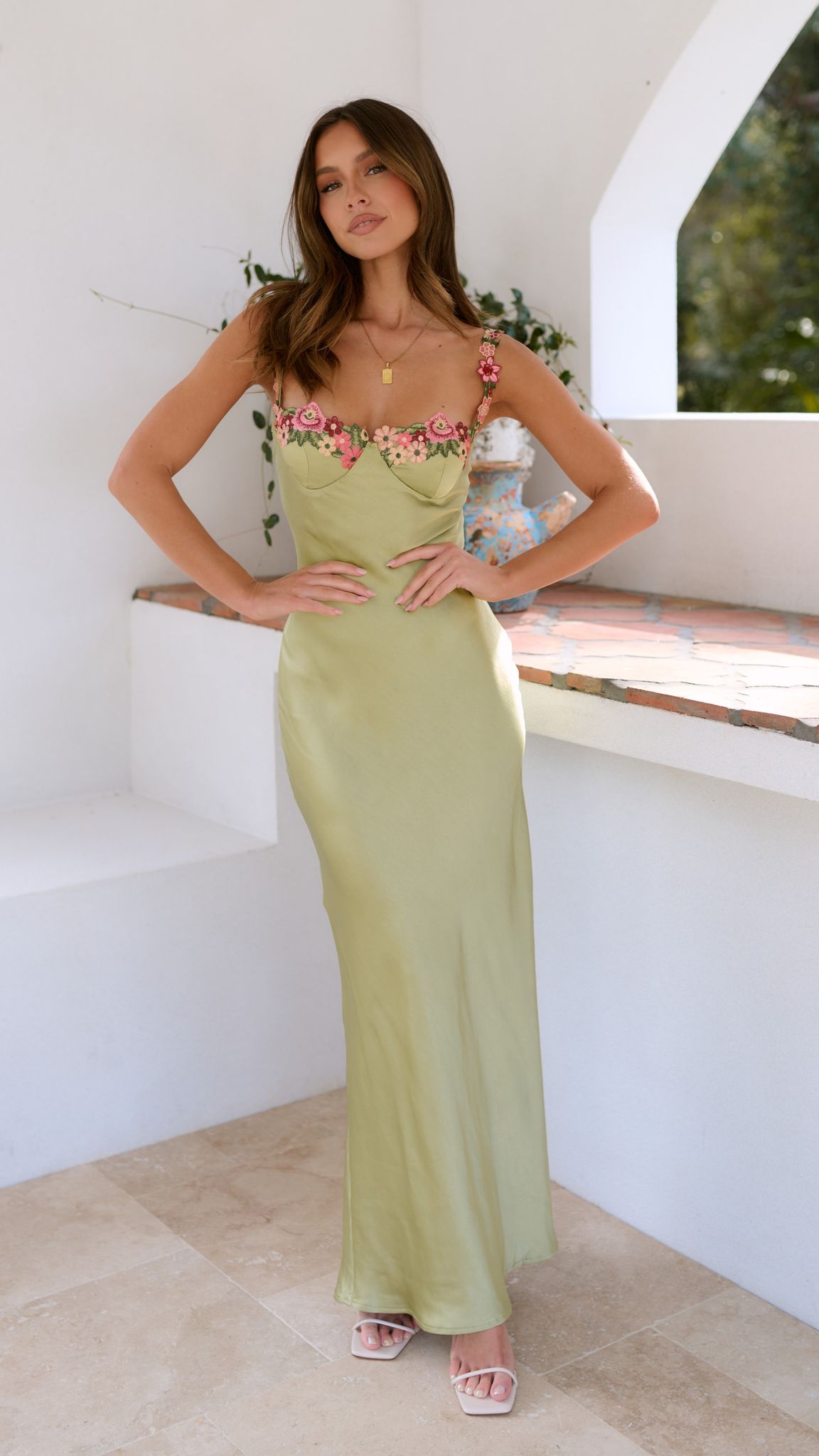 Elsie | Maxi Dress with Flower Detail Dresses
