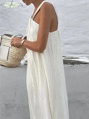 DELILAH | Chic Maxi-dress