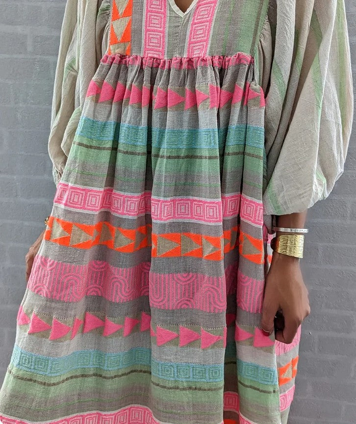 Stylish Flowy Summer Midi Dress Dresses