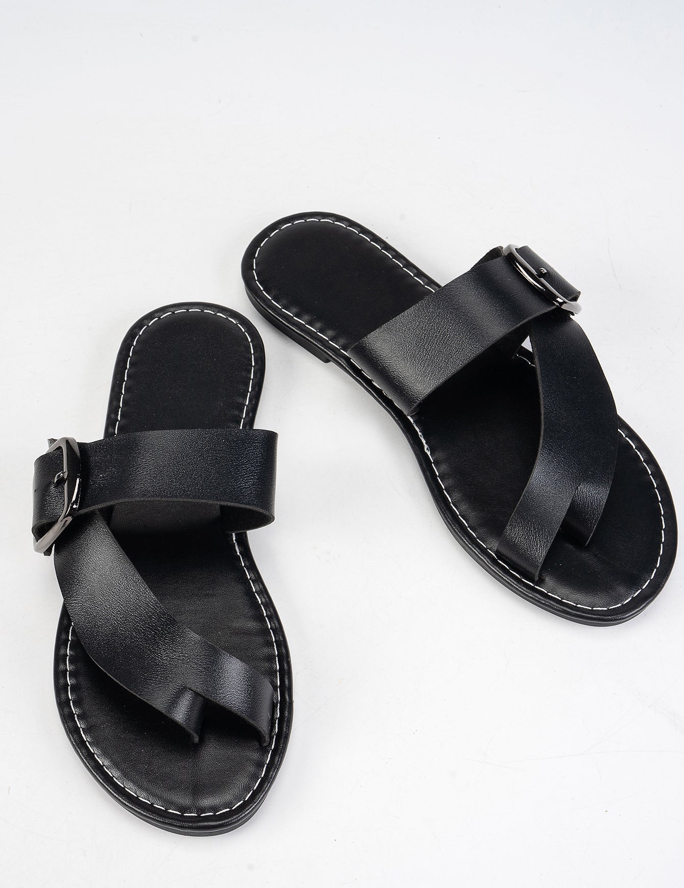 Women's Summer Buckle Toe Clip Sandals Black Sandals