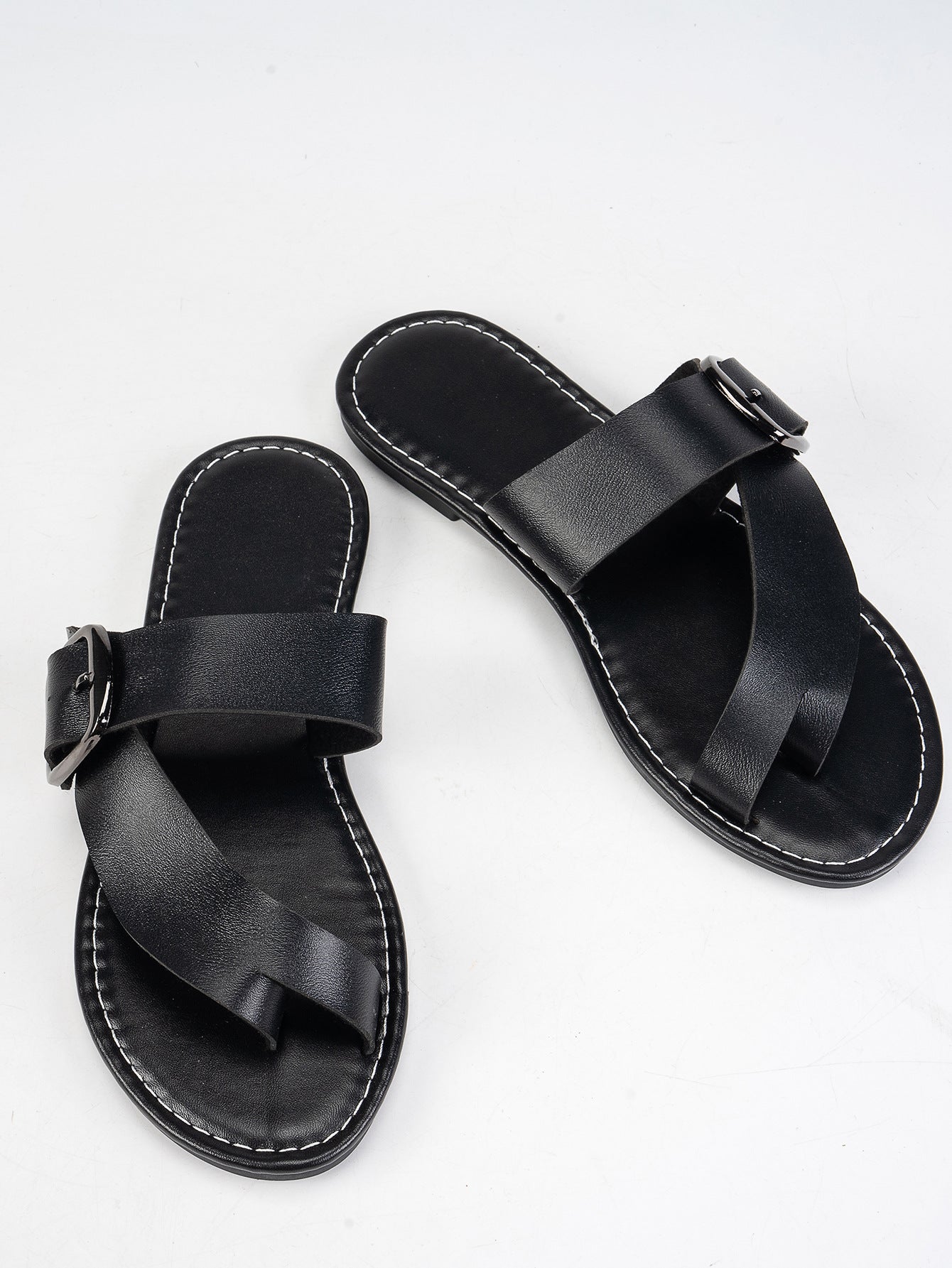 Women's Summer Buckle Toe Clip Sandals Black Sandals