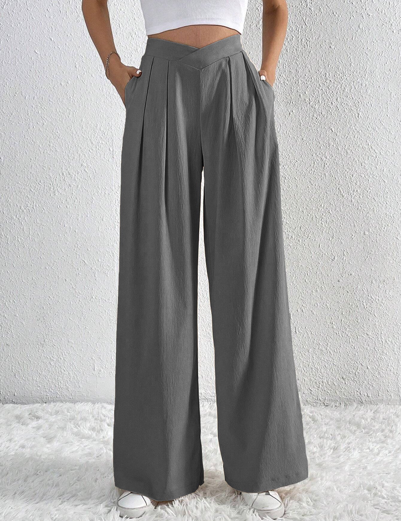 Summer New Solid Color Pleated Casual Wide-leg Pants Loose Casual Women's Commuting Versatile Style Comfortable TrousersS Gray