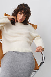 Oversized Chic Pullovers For Women | Timeless Women's Sweater