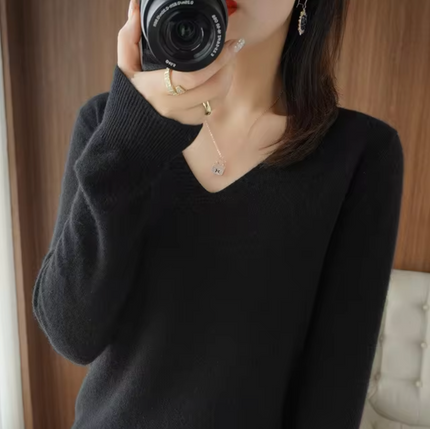 Women's Cashmere V-Neck Sweater Black Sweater