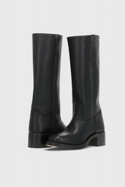 Grace Modern Classic Leather Boots – All-Season Comfort & Style Black Boots