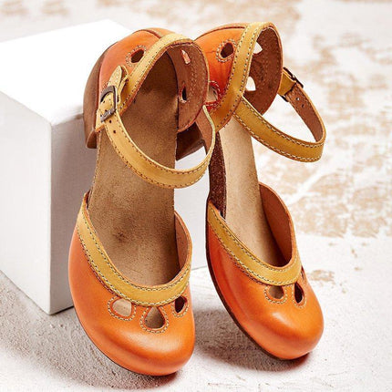 Orthopedic sandals with low heel Orange Sandals