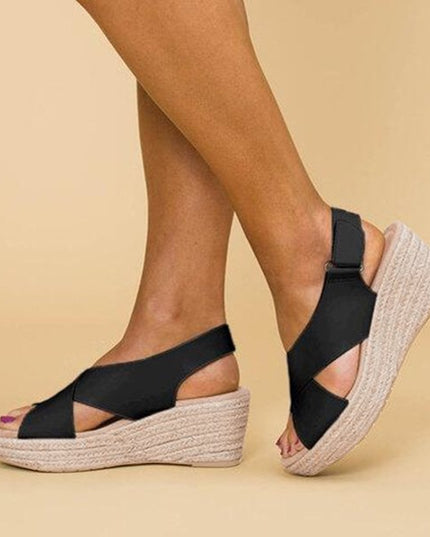 Léa Blanchet | Foot-Supportive Fashion Sandals