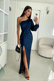 Fione | Elegant and refined dress Electric Blue Dresses