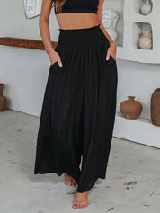 Nela - Casual trousers Black