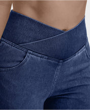 Ruby High-Waisted Jeans 0