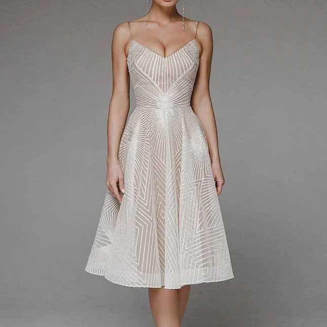 Lara | Elegant open-back dress Mousserende wijn