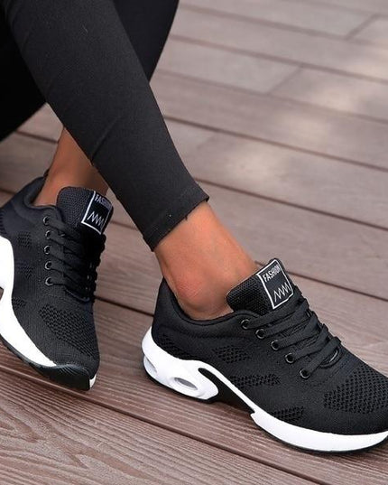 Aurélia - Foot-Supportive Trainers in Unique Colourways Black Shoes