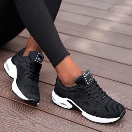 Aurélia - Foot-Supportive Trainers in Unique Colourways Black Shoes