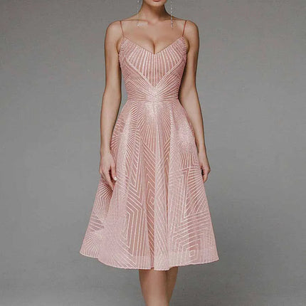 Lara | Elegant open-back dress Pink