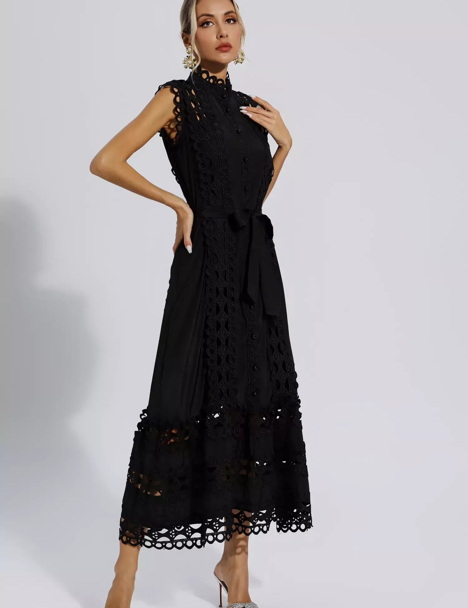 Kyra™ | Black Sleeveless Hollow Maxi Dress M Dress
