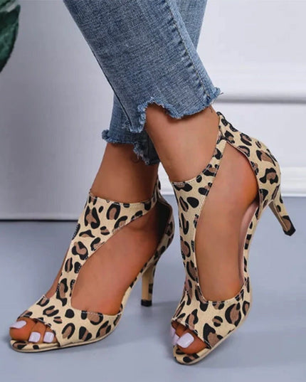 Océane Dubois | Fashionable Foot-Supportive High-Heels Leopard Heels