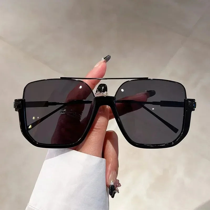 Vintage Oversized Square UV-400 Sunglasses – Trendy Black Gray Sunglasses