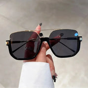 Vintage Oversized Square UV-400 Sunglasses – Trendy Gold Gray Sunglasses