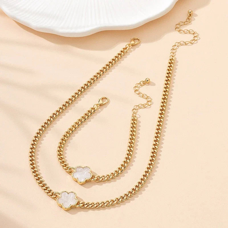 Lucky Four‑Leaf Clover Charm Set Necklace White Jewelry Sets
