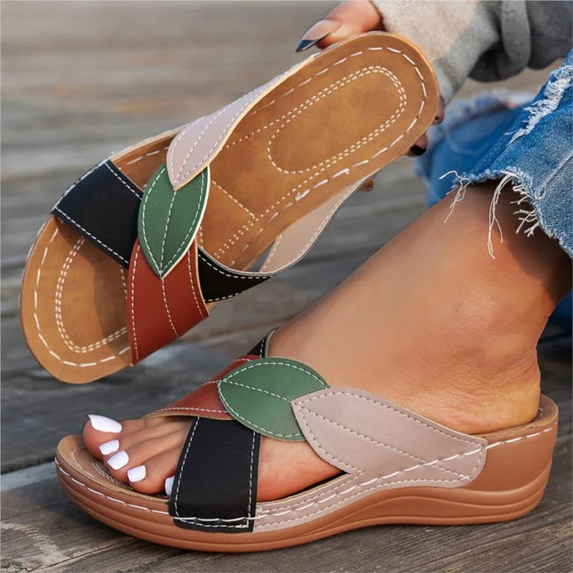 Lina™ - Retro Leaf Slip-On Sandals Black Sandals