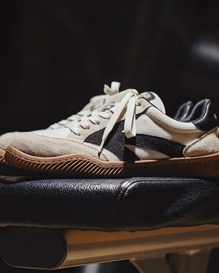 TRAINERS OLYMPISM 1984