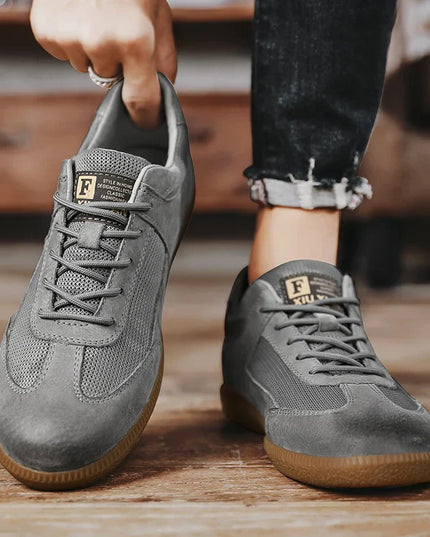 Max™ - Comfortable Orthopedic Sneakers