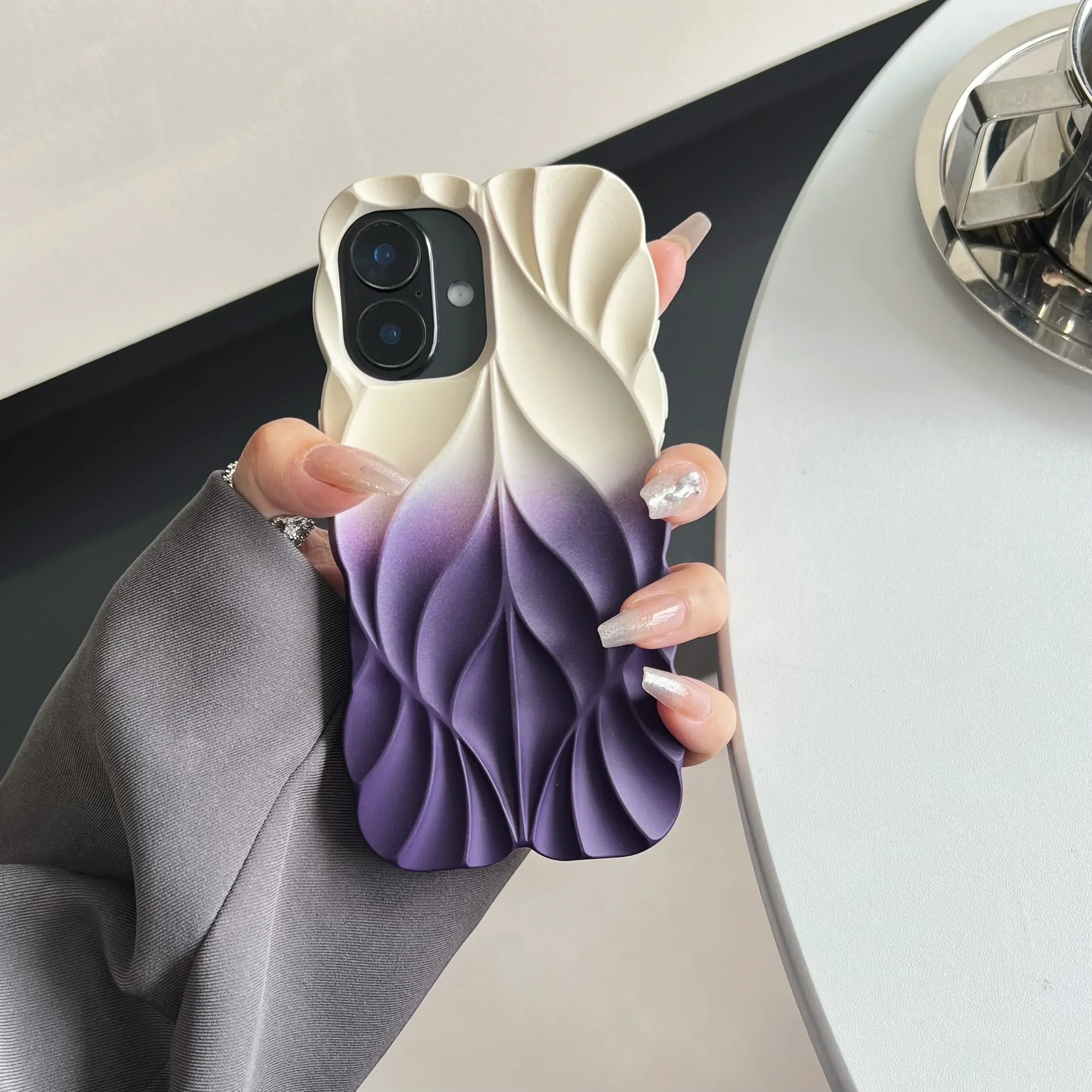 Cascade Gradient Case – 3D Ombre iPhone Cover White Phone Case