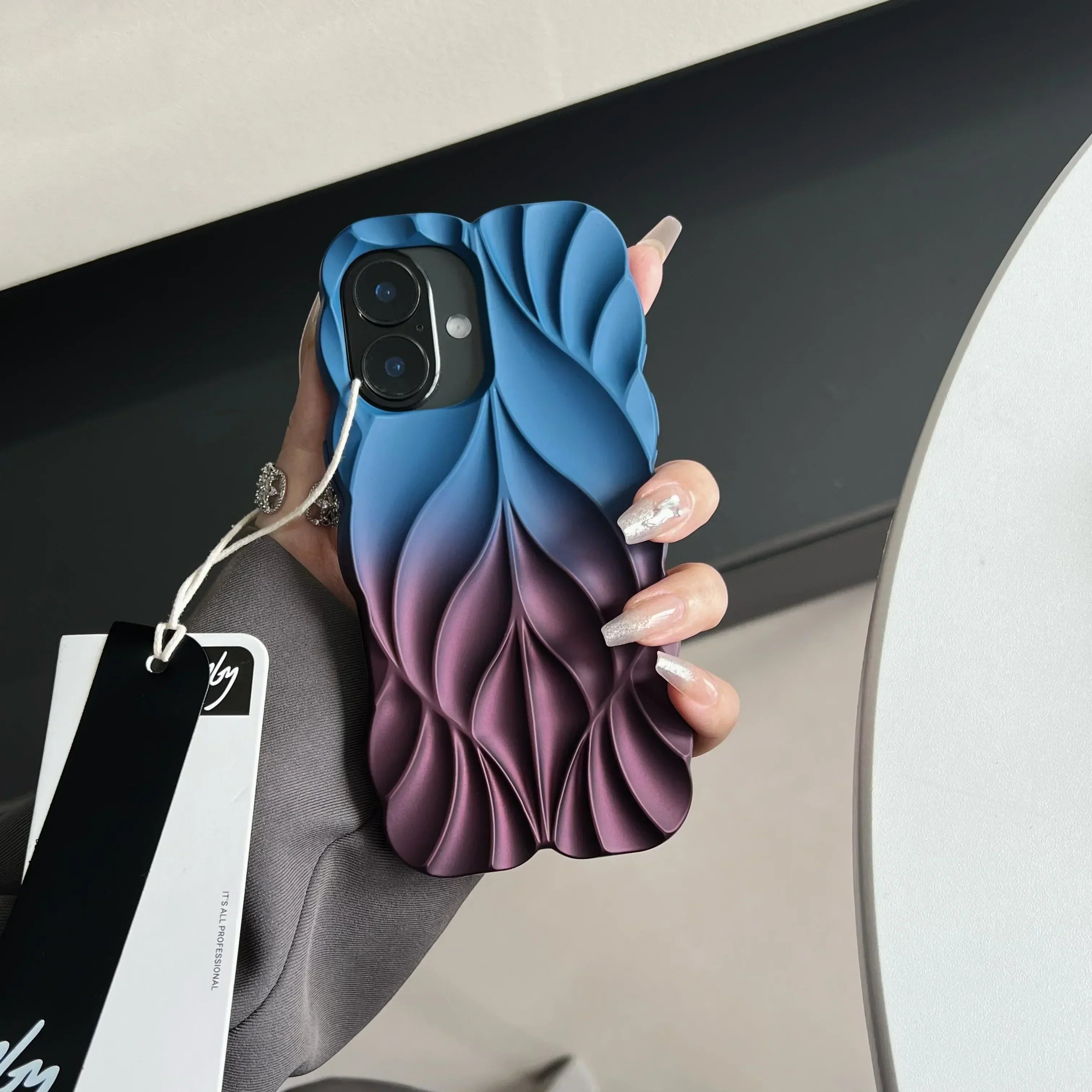 Cascade Gradient Case – 3D Ombre iPhone Cover Blue Phone Case