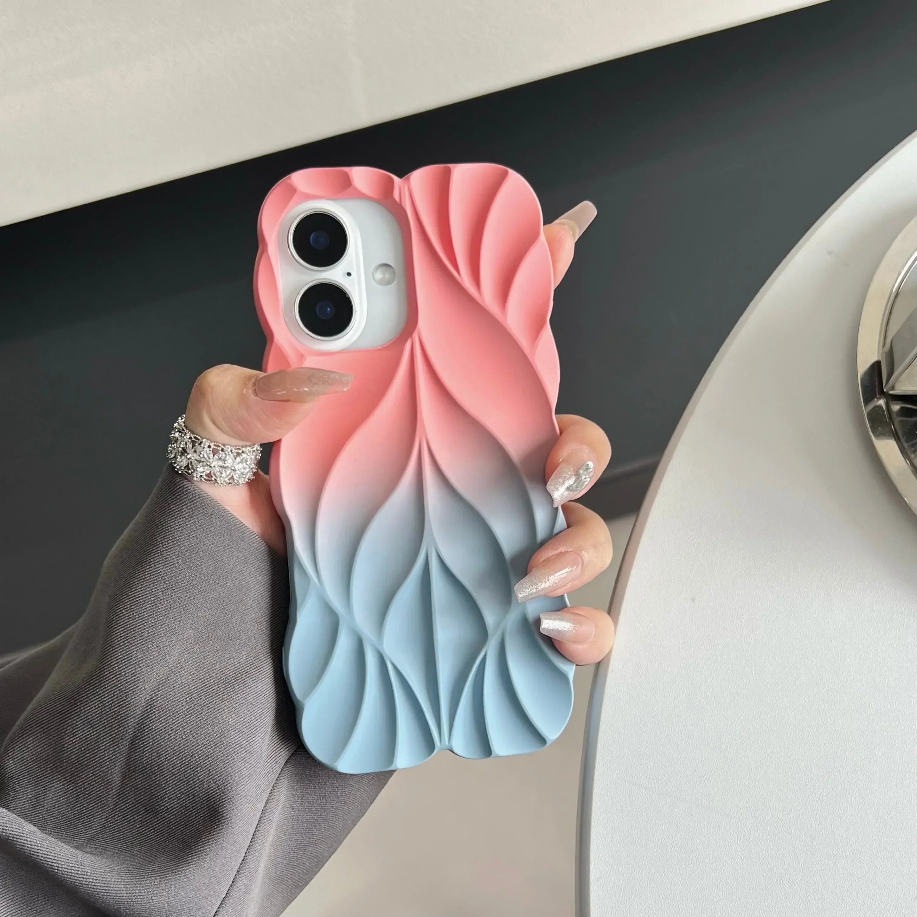 Cascade Gradient Case – 3D Ombre iPhone Cover Pink Phone Case