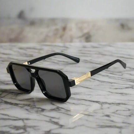 Chicago Sunglasses – Bold & Lightweight UV400 Unisex Eyewear Black Sunglasses