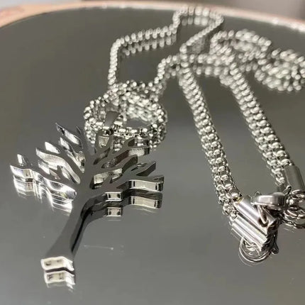 Leafless tree necklace Jewellery