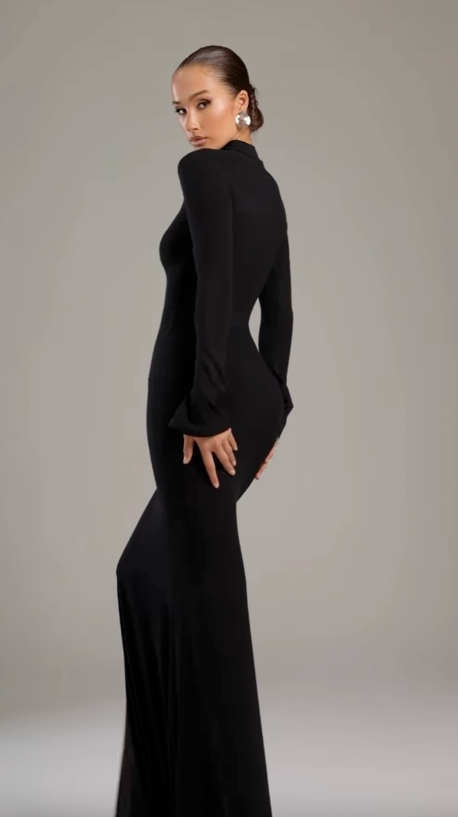 Noire｜Turtleneck Maxi Dress - OKOHOKO™ FASHION