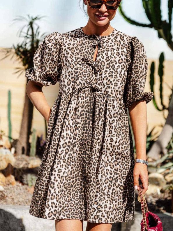 Kendall™ | Leopard Print Flirty & Flowing Sundress M Dresses