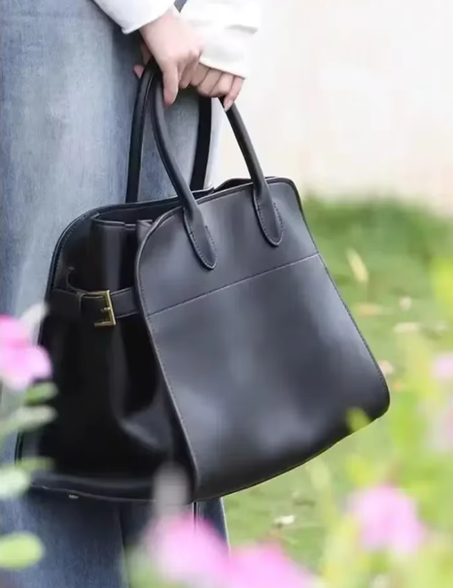 Henna™ | Everyday Go to Shopper Bag Bag