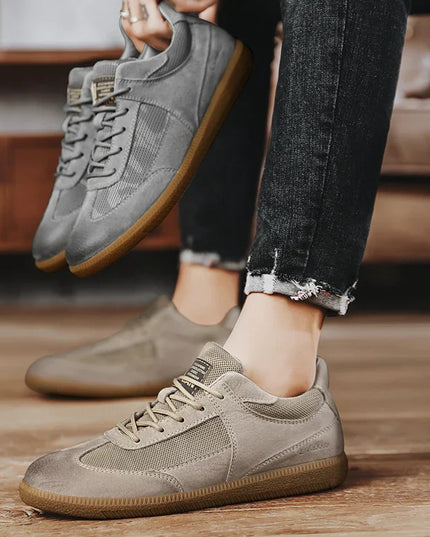 Max™ - Comfortable Orthopedic Sneakers