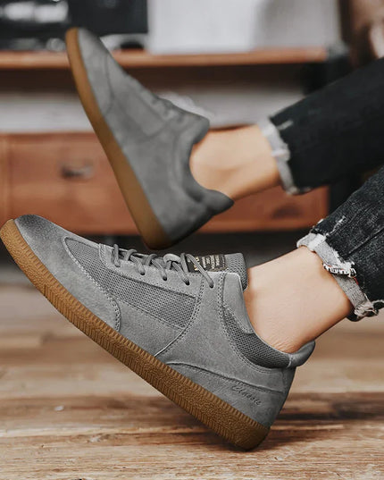 Max™ - Comfortable Orthopedic Sneakers