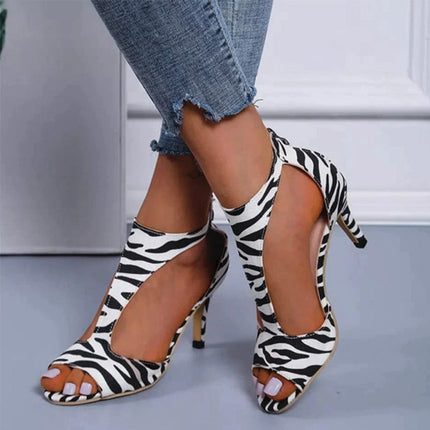 Océane Dubois | Fashionable Foot-Supportive High-Heels Zebra Heels