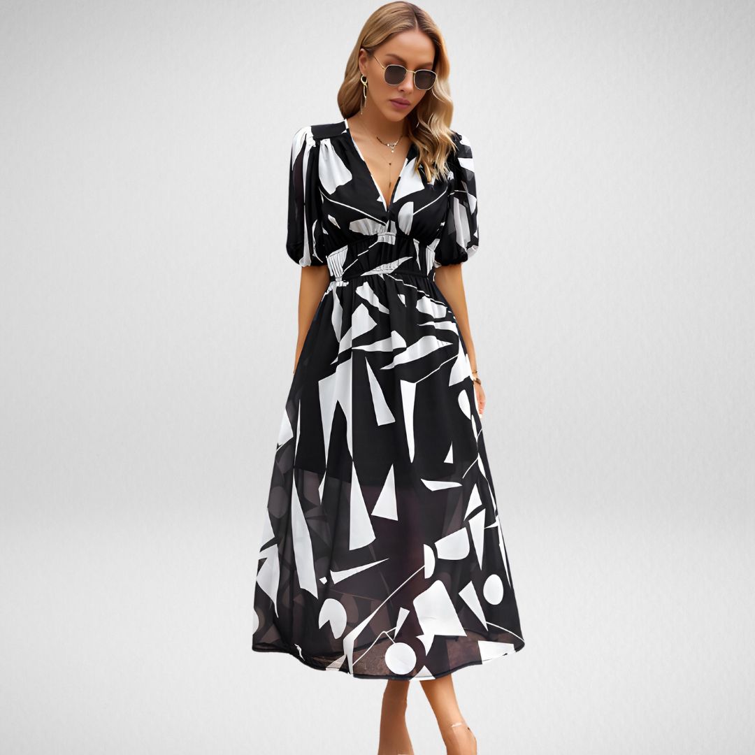 Nydia | Charming Dress with V-Neck Black